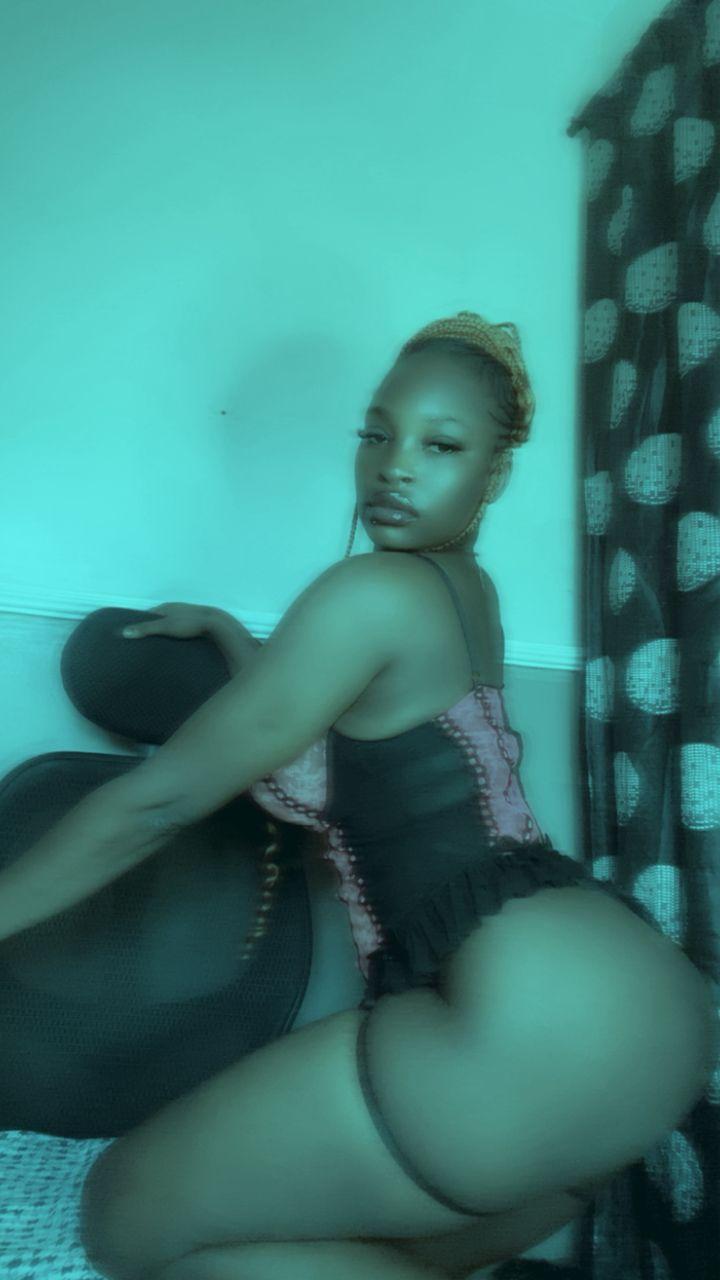 Ebony spicy  1